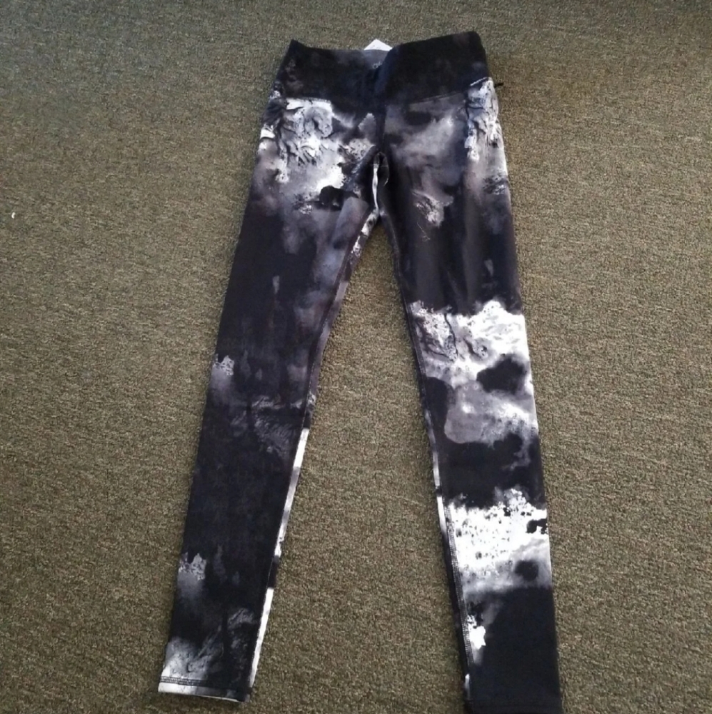 Alo Yoga leggings